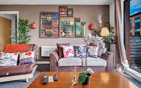 Anime Suite - Central And Free Parking With Netflix